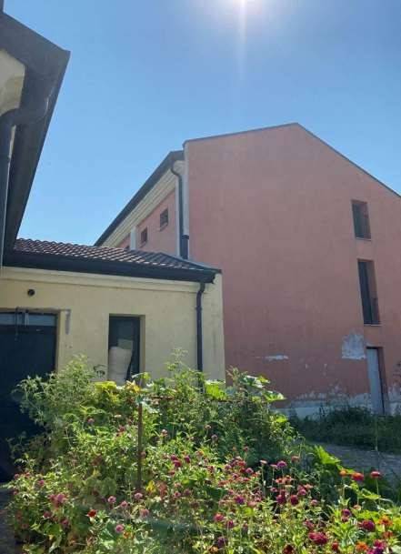 Appartamento a Serravalle a po in Via Cardinala Ovest - Foto 3