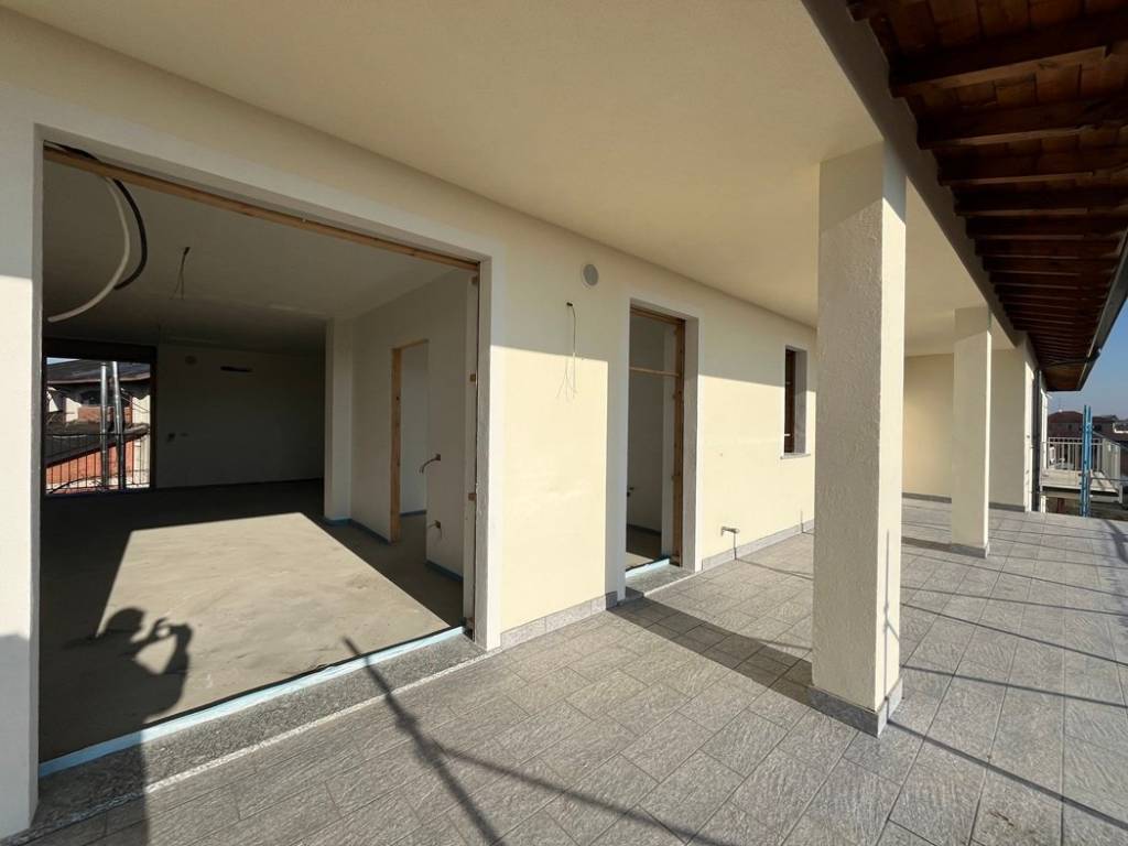 Attico / mansarda a Vigevano in Via Gravellona, 27 - Foto 2