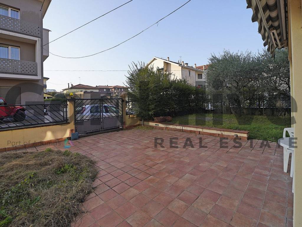 Villa a Peschiera del garda in Via Giuseppe Barbieri - Foto 4