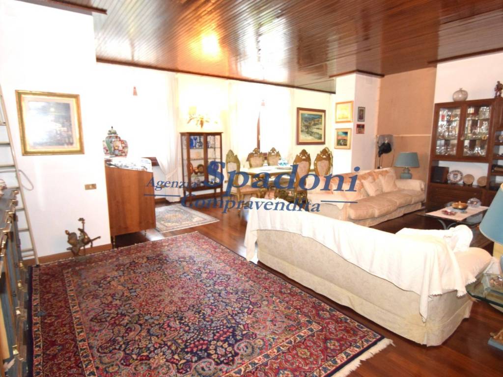 Villa a Montecatini-terme in Viale Baccelli - Foto 2