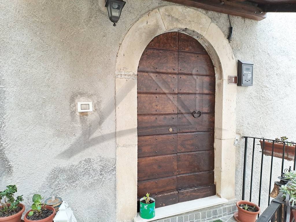 Casa indipendente a San pio delle camere in Via Protettore - Foto 3