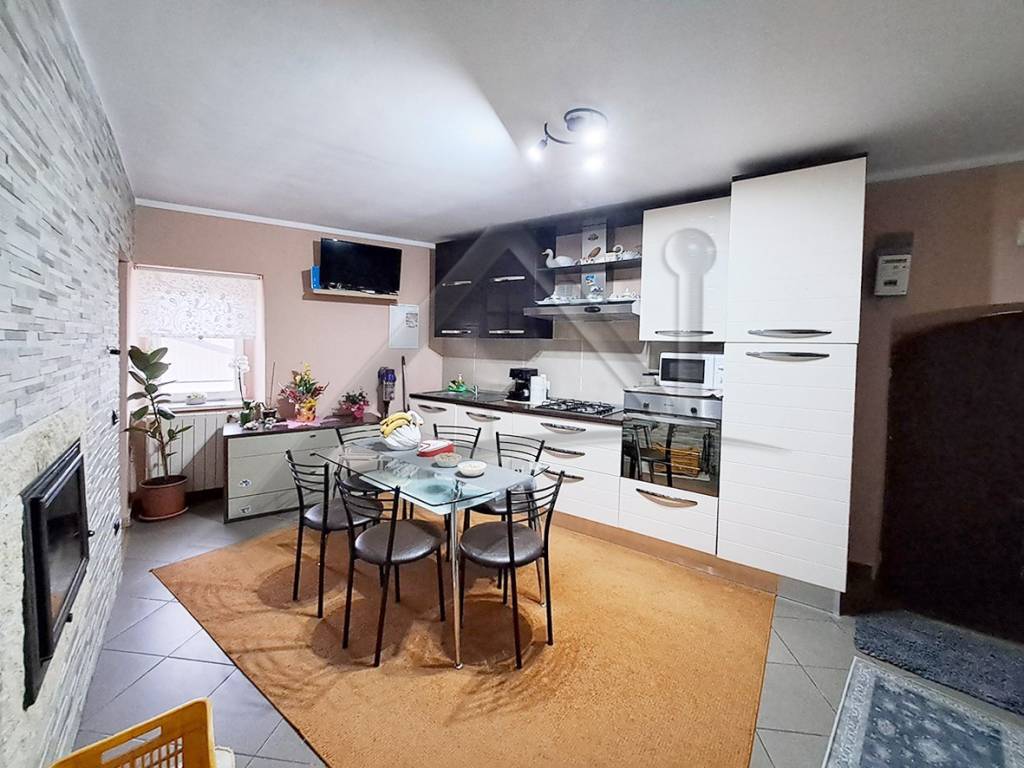 Casa indipendente a San pio delle camere in Via Protettore - Foto 5