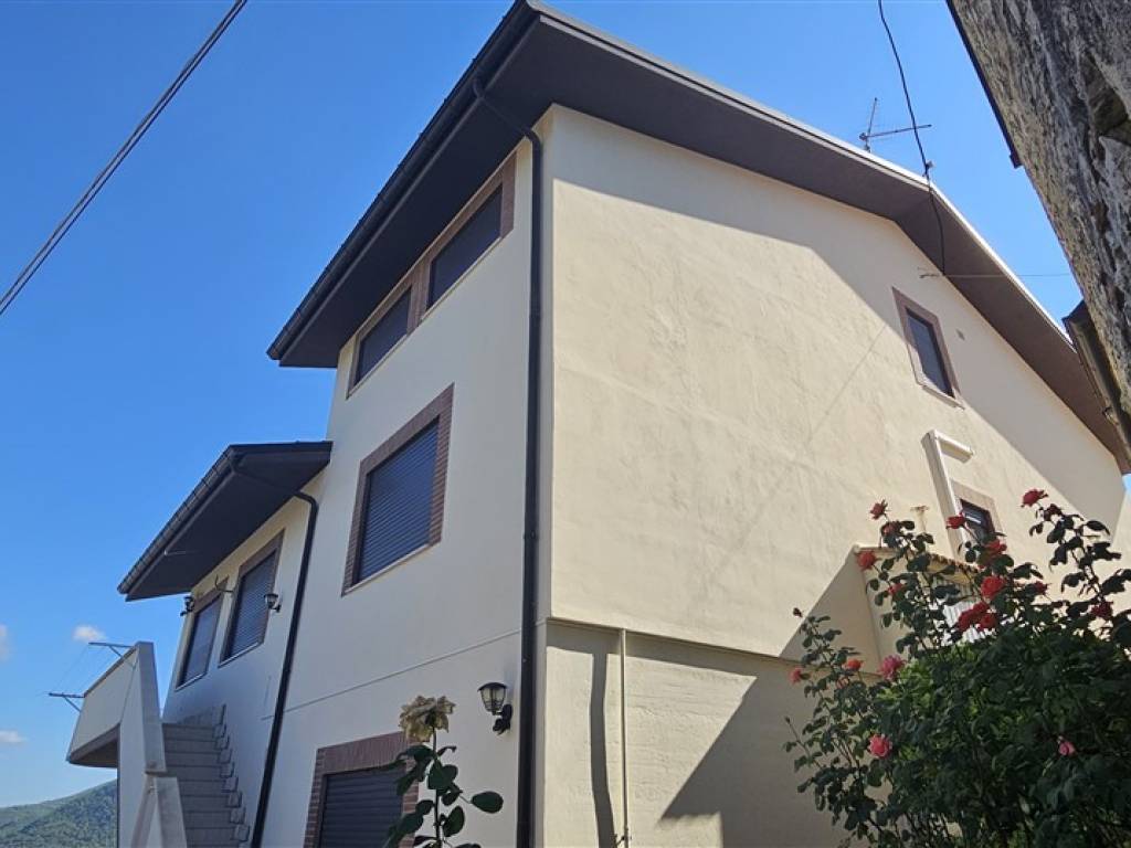 Villa a Pietraferrazzana in Via Duca d'Aosta - Foto 4