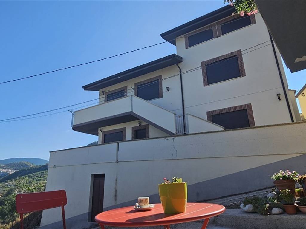 Villa a Pietraferrazzana in Via Duca d'Aosta - Foto 5