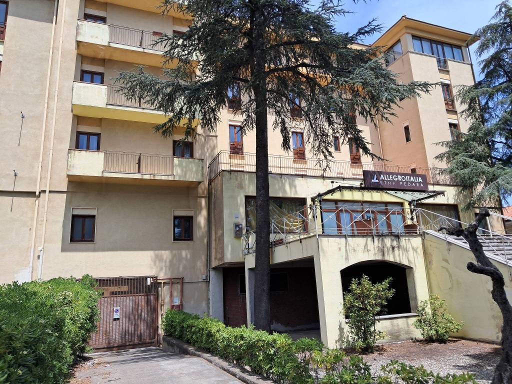 Palazzo / stabile a Pedara in Via Luigi Pirandello, 2 - Foto 3