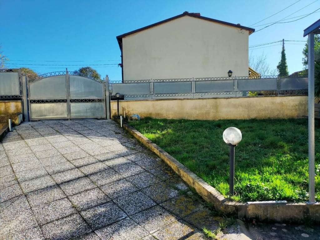 Villetta a schiera a Massarosa in Via di Beretta, , 55054 - Foto 2