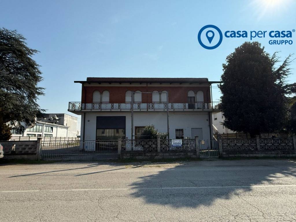 Immobile a Rovigo in Via dell'Artigianato 24 - Foto 2