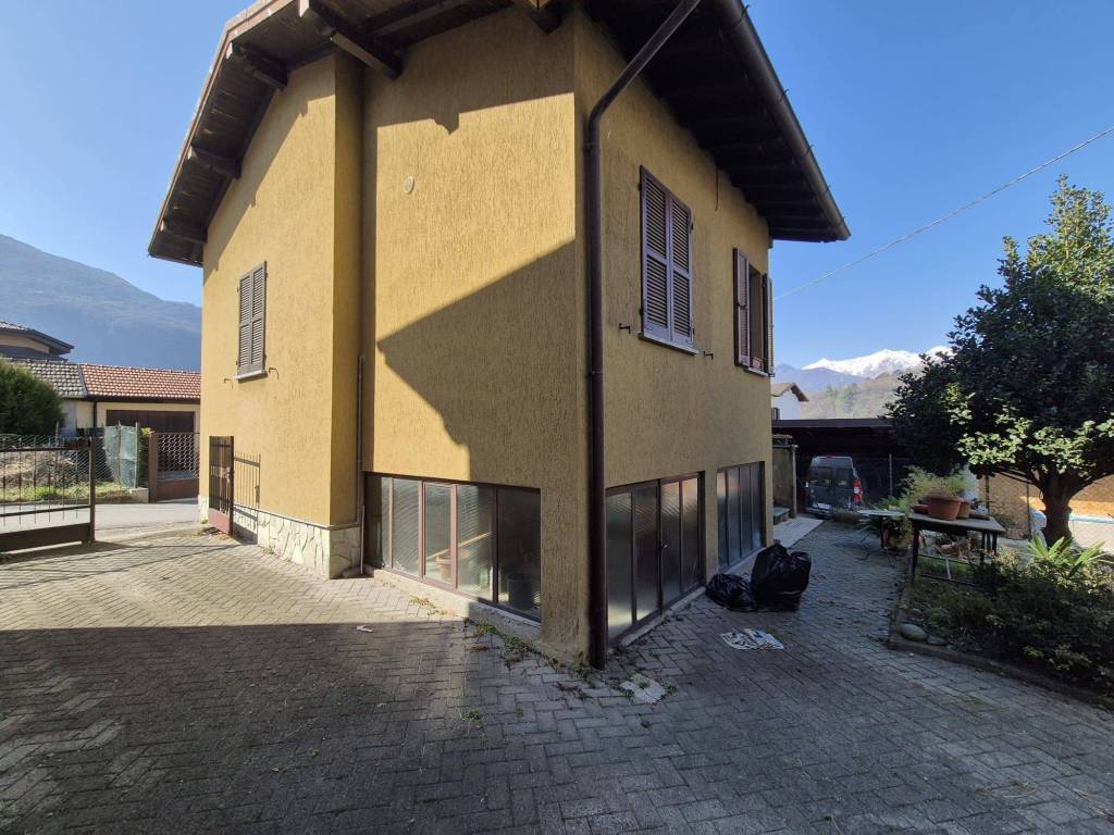Villa a Colico in Vicolo La Torre, 4 - Foto 3
