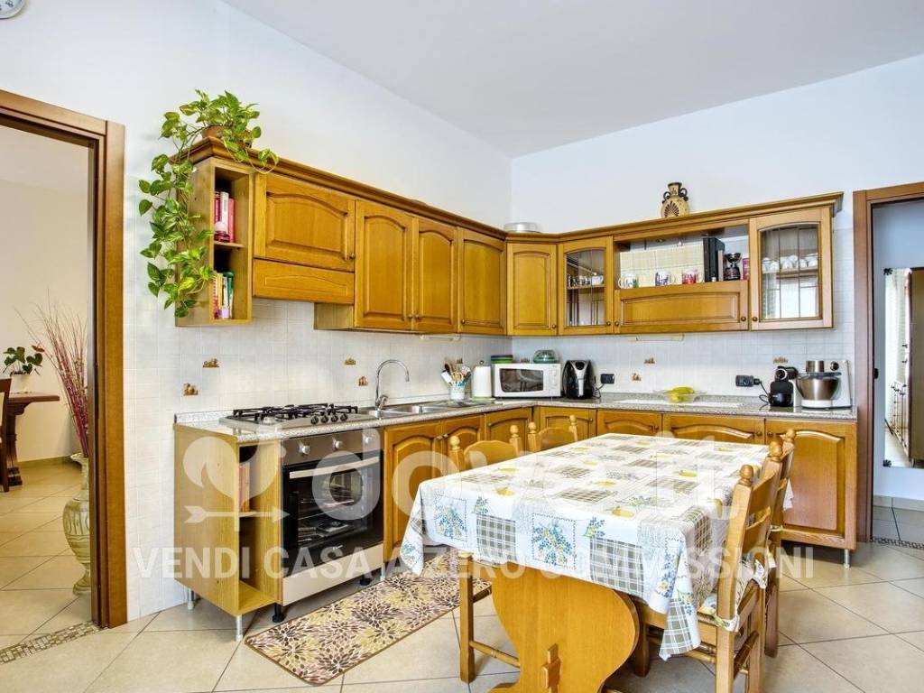Appartamento a Luino in Via Voldomino, 66 - Foto 5