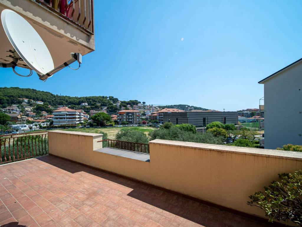 Appartamento a Andora in Via Piana del Merula, 13 - Foto 2