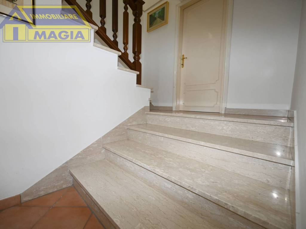 Casa indipendente a Colli del tronto in Piazza del Popolo - Foto 5
