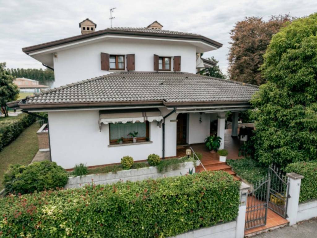 Villa a Noventa padovana in Via Benvenuto Cellini - Foto 4