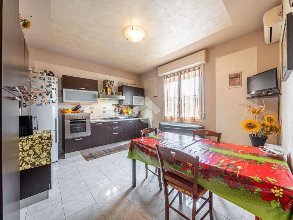 Appartamento a Carpi in Via Mar Nero, 1 - Foto 3