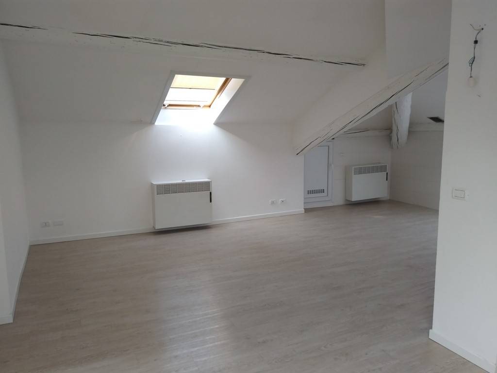 Appartamento a Como in Via dei Mille - Foto 3