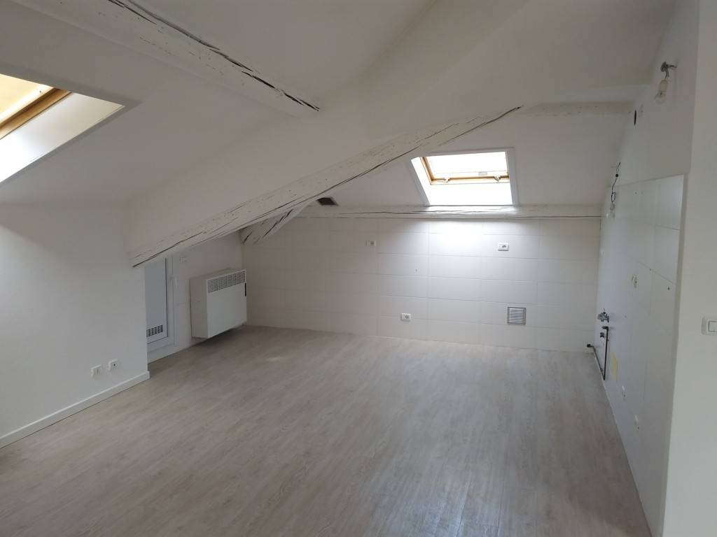 Appartamento a Como in Via dei Mille - Foto 4