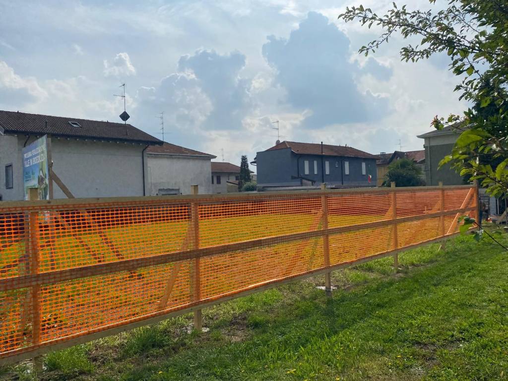 Villa a Gorla maggiore in Via Silvio Pellico - Foto 3