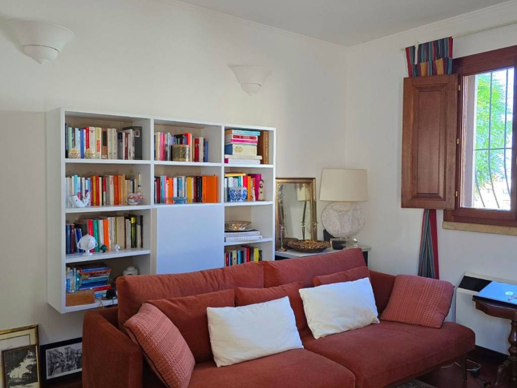 Casa indipendente a Cagliari in Via Piero Maroncelli - Foto 2