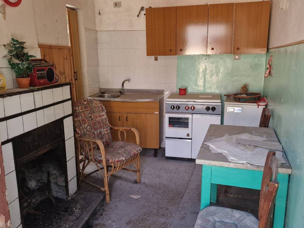 Casa indipendente a Tagliacozzo in Piazza San Silvestro - Foto 2