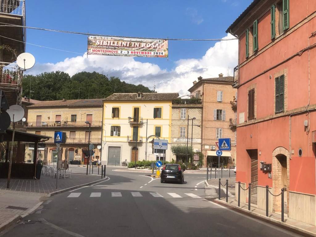 Appartamento a Comunanza in Viale Dante, 74 - Foto 2
