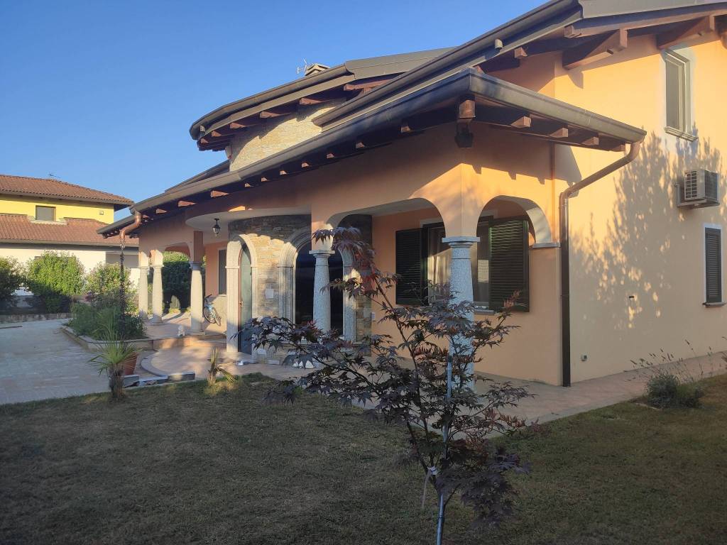 Villa a Pezzana in Via Giacomo Matteotti, 129 - Foto 2