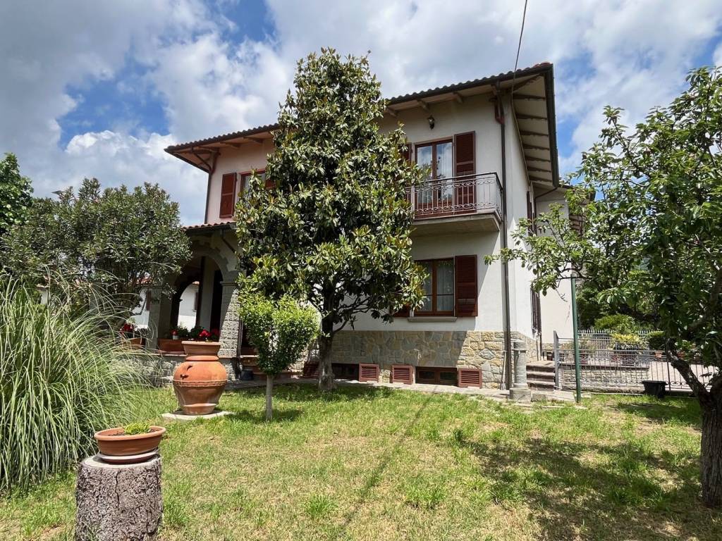 Villa a Cortona in Via Italo Scotoni - Foto 2