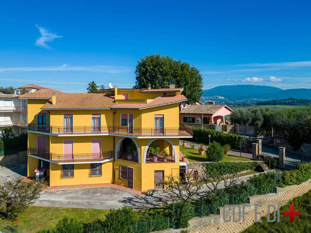 Villa a Magliano sabina in Vocabolo Madonna degli Angeli - Foto 2