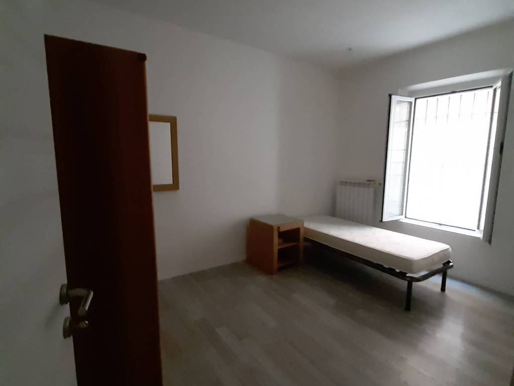 Appartamento a Modena in Viale Buon Pastore - Foto 4