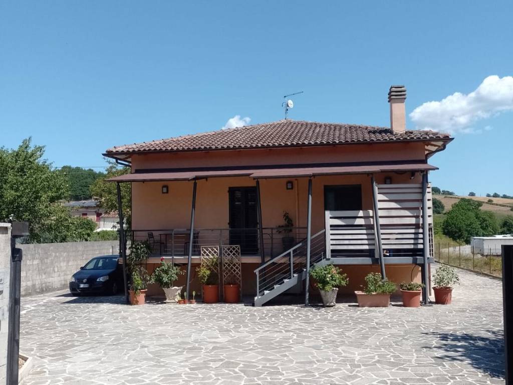 Villa a Fabriano in Località Ca' Maiano, 11 - Foto 2