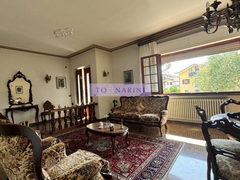 Villa a Monsummano terme in Via Pozzarello-Violi - Foto 2