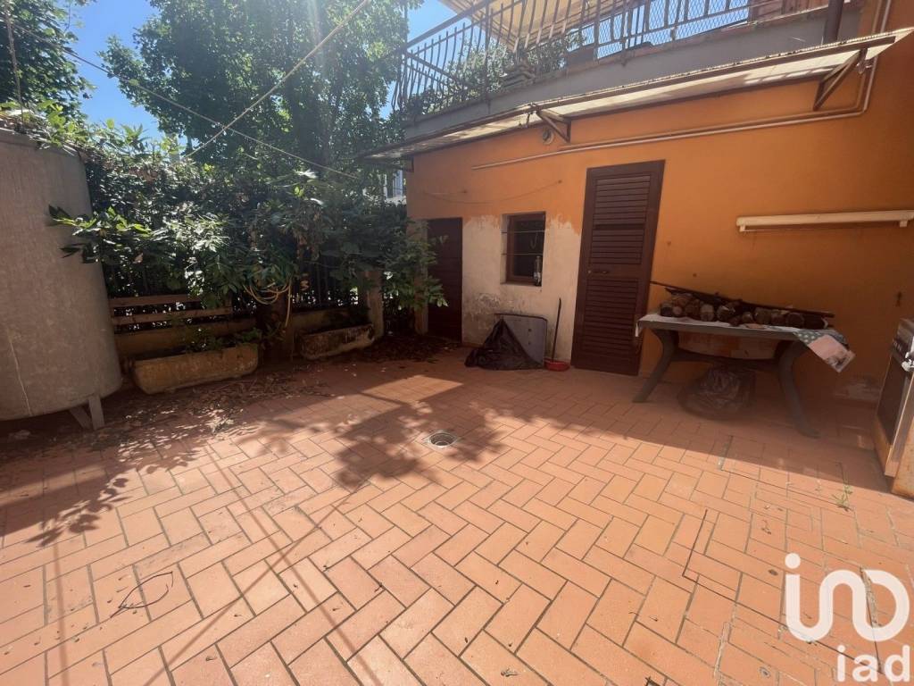 Casa indipendente a Prato in Via Francesco Baracca - Foto 4