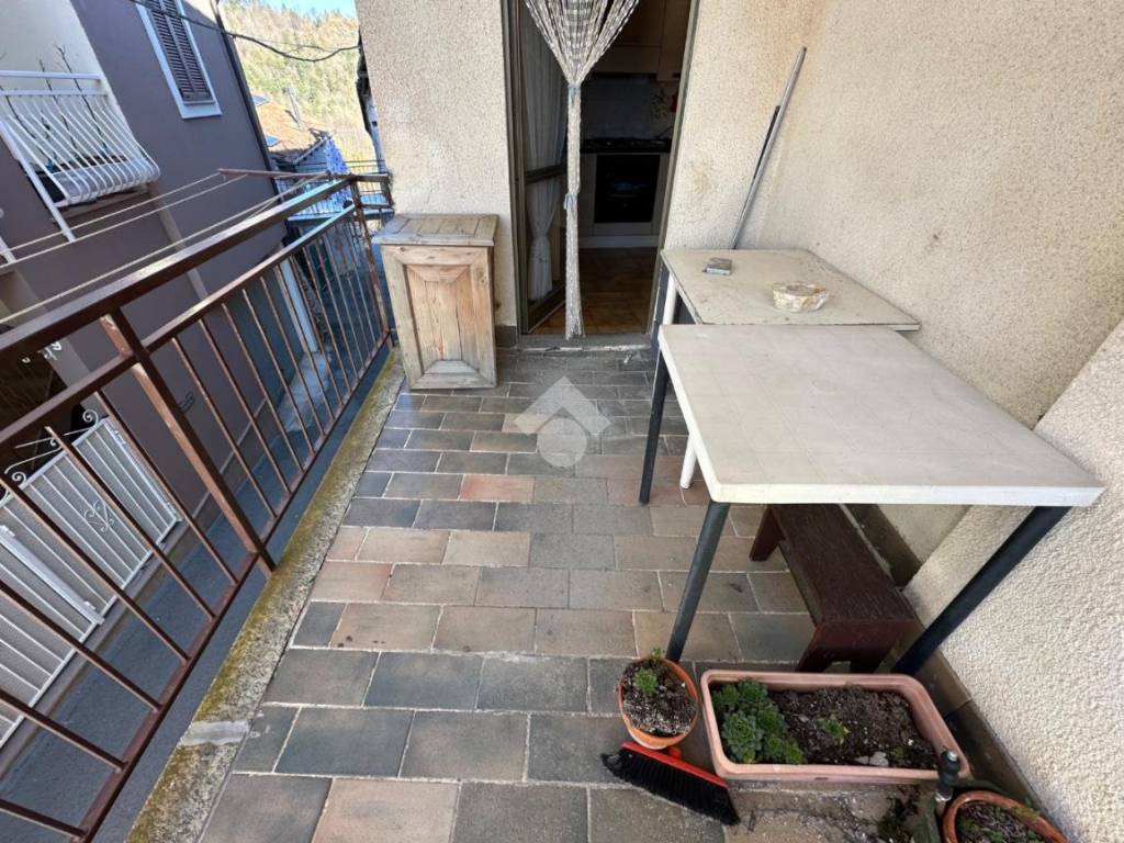 Appartamento a Roccavignale in Via Don Ferraro, 10 - Foto 2