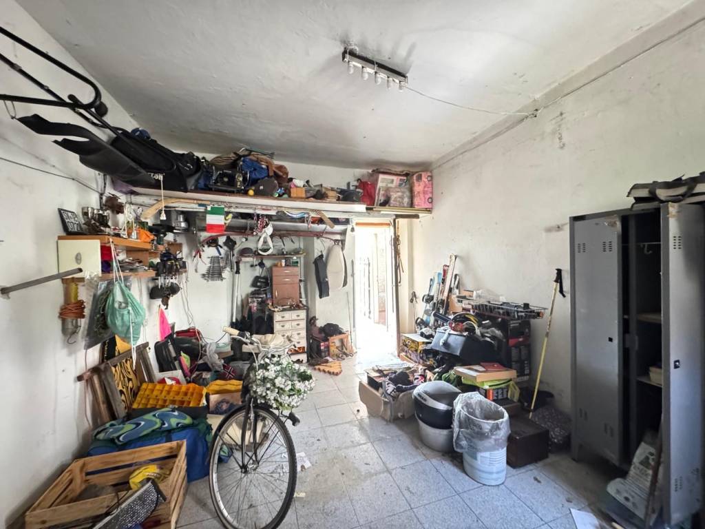 Box / garage a Caravate in Via Monte Grappa - Foto 2