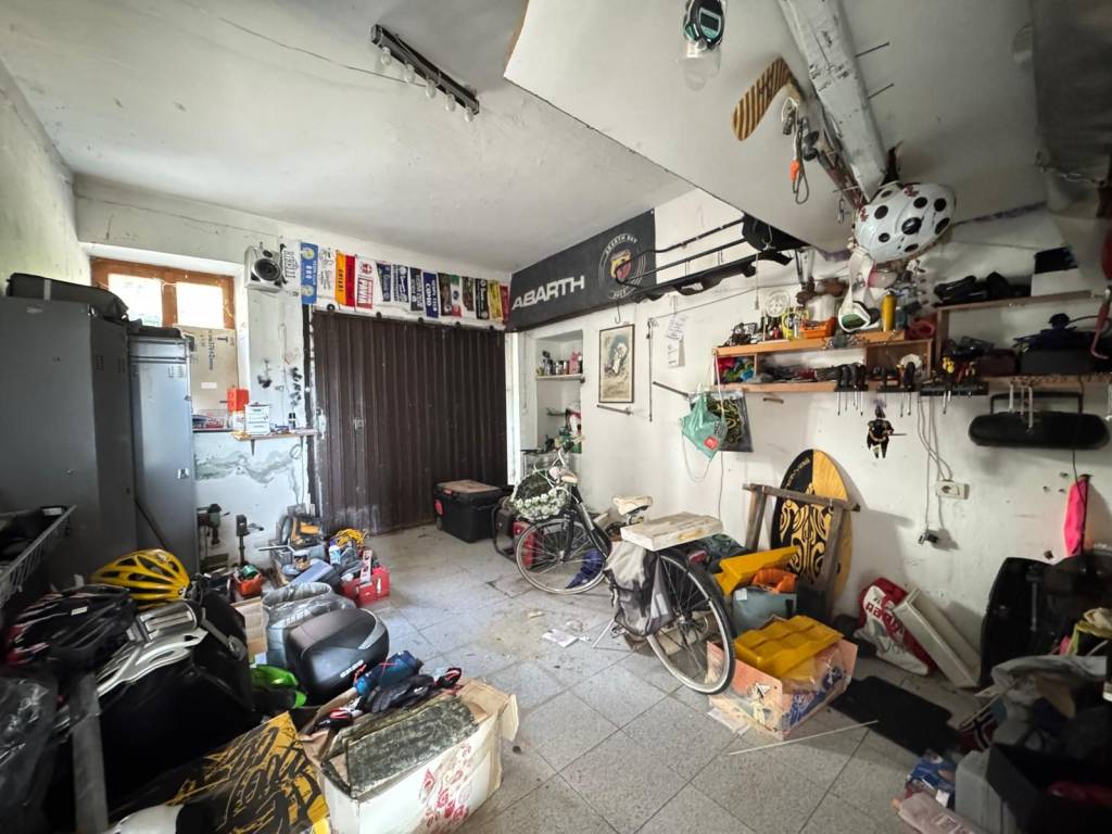 Box / garage a Caravate in Via Monte Grappa - Foto 3