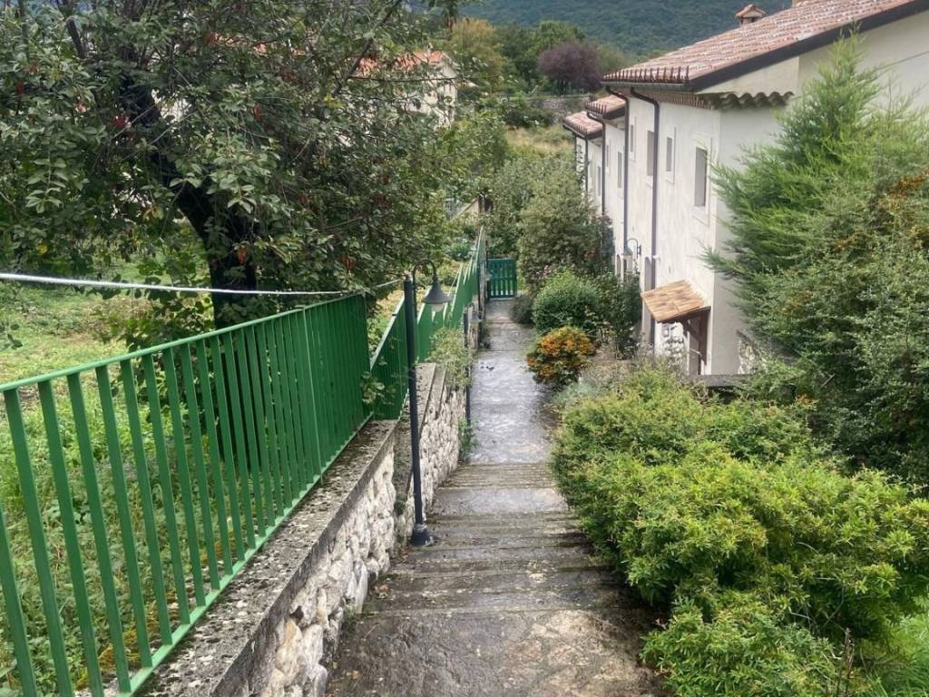 Villetta a schiera a Civitella alfedena in Via Sotto I Cerri, 3 - Foto 2