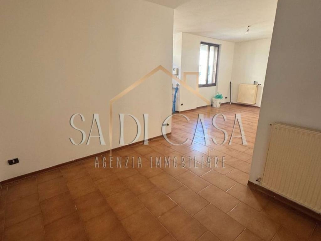 Appartamento a Lonate pozzolo in Via San Taddeo - Foto 5