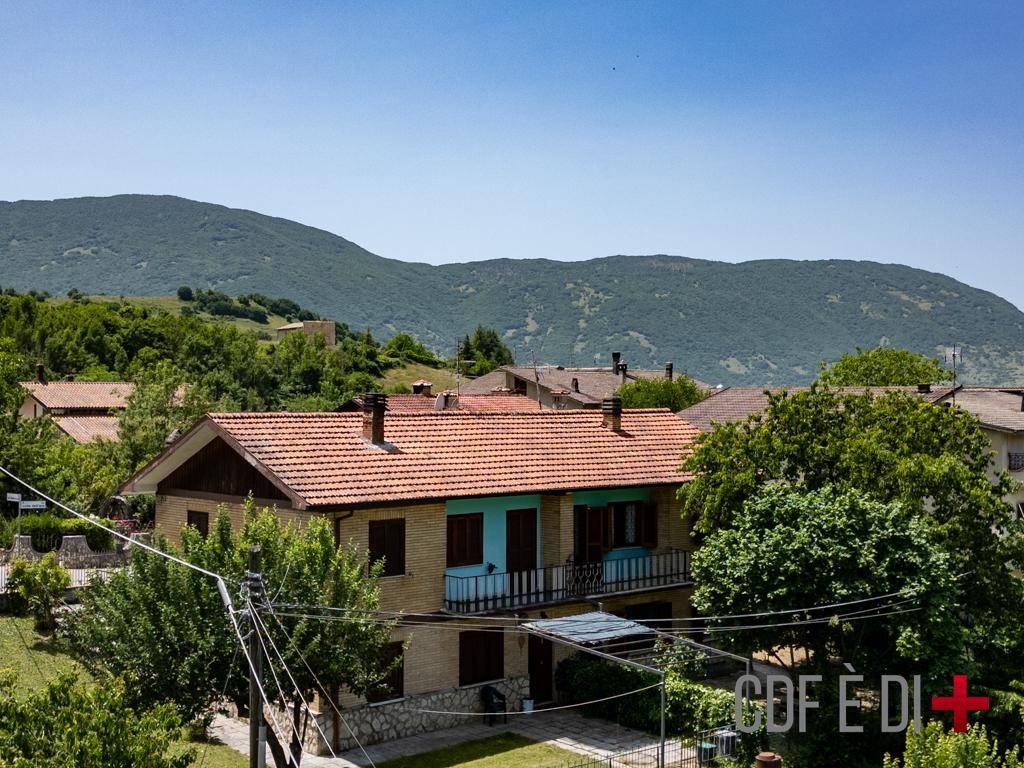 Villa a Borgorose in Via Colle dell'Ara - Foto 4