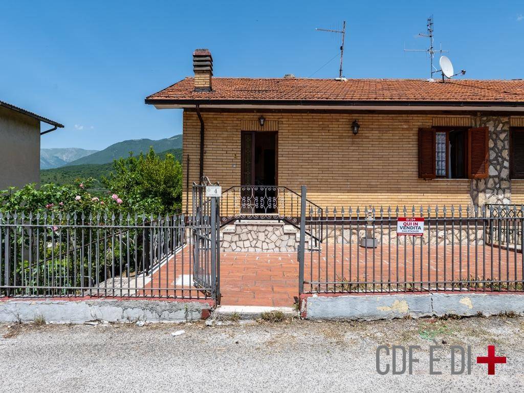 Villa a Borgorose in Via Colle dell'Ara - Foto 5