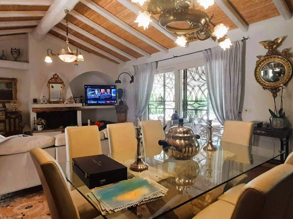 Villa a Arzachena in Strada Provinciale Arzachena-Porto Cervo - Foto 2