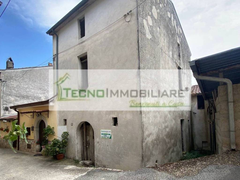 Casa indipendente a Pontecorvo in Contrada Sant'Oliva - Foto 2