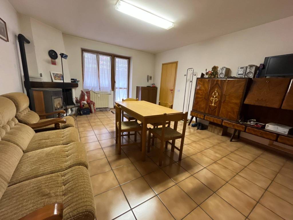 Appartamento a Chiesa in valmalenco in Via Squadrani, 15 - Foto 3