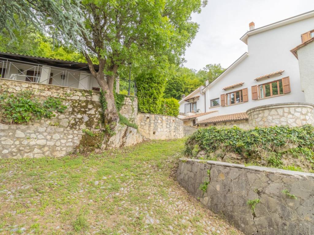 Villa a Monteleone sabino in Via Viaro - Foto 5