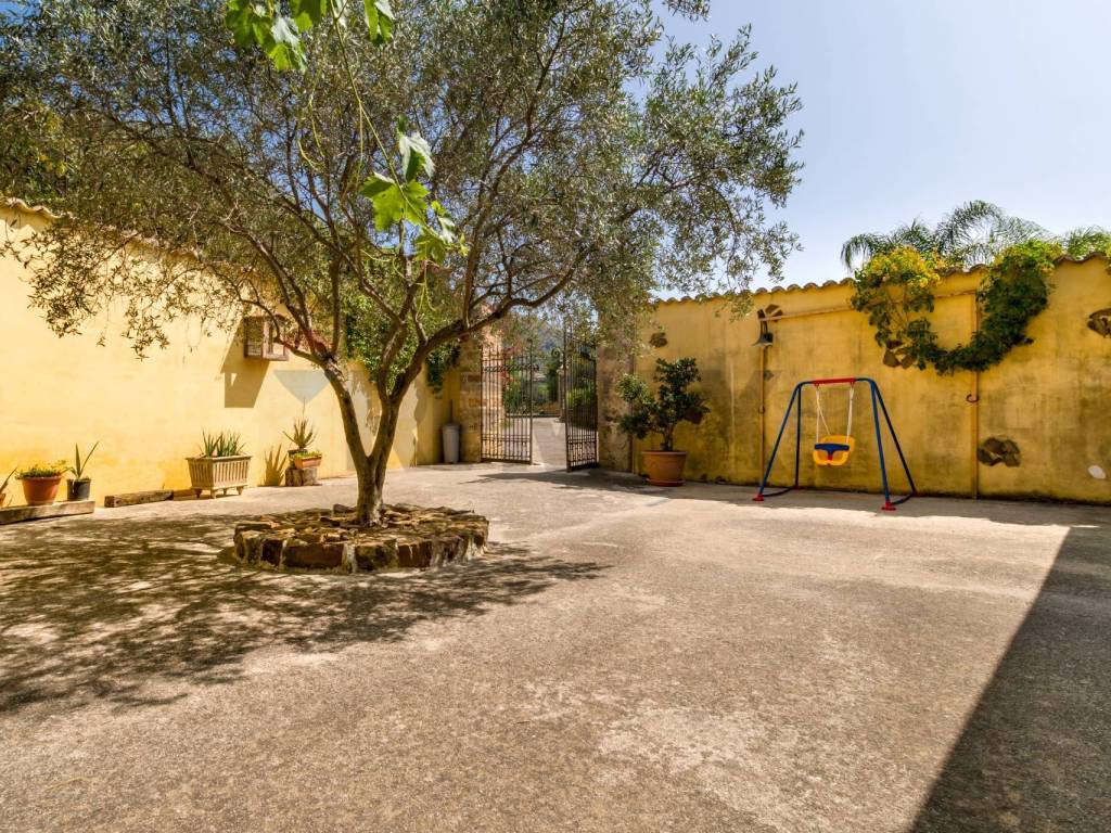 Rustico / casale a Carini in Strada Provinciale 1 Bis - Contrada Dagala - Via della Cartiera, 15 - Foto 2