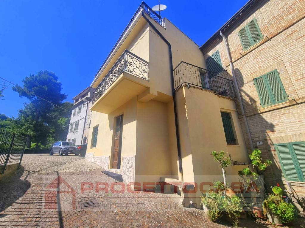 Casa indipendente a Montalto delle marche in Via Piazza Marconi - Foto 3