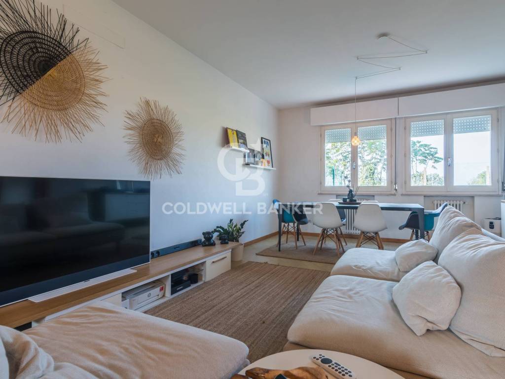 Casa indipendente a Riccione in Viale Tropea, 13 - Foto 2