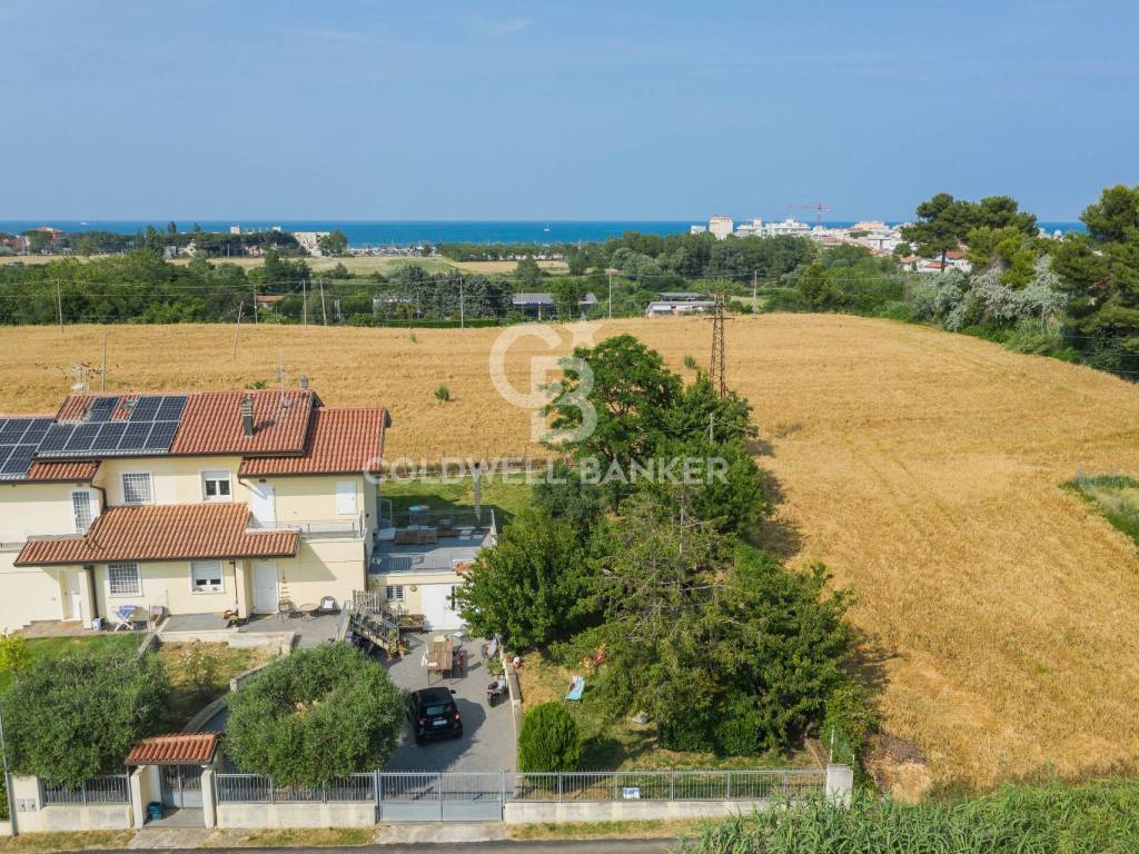 Casa indipendente a Riccione in Viale Tropea, 13 - Foto 4