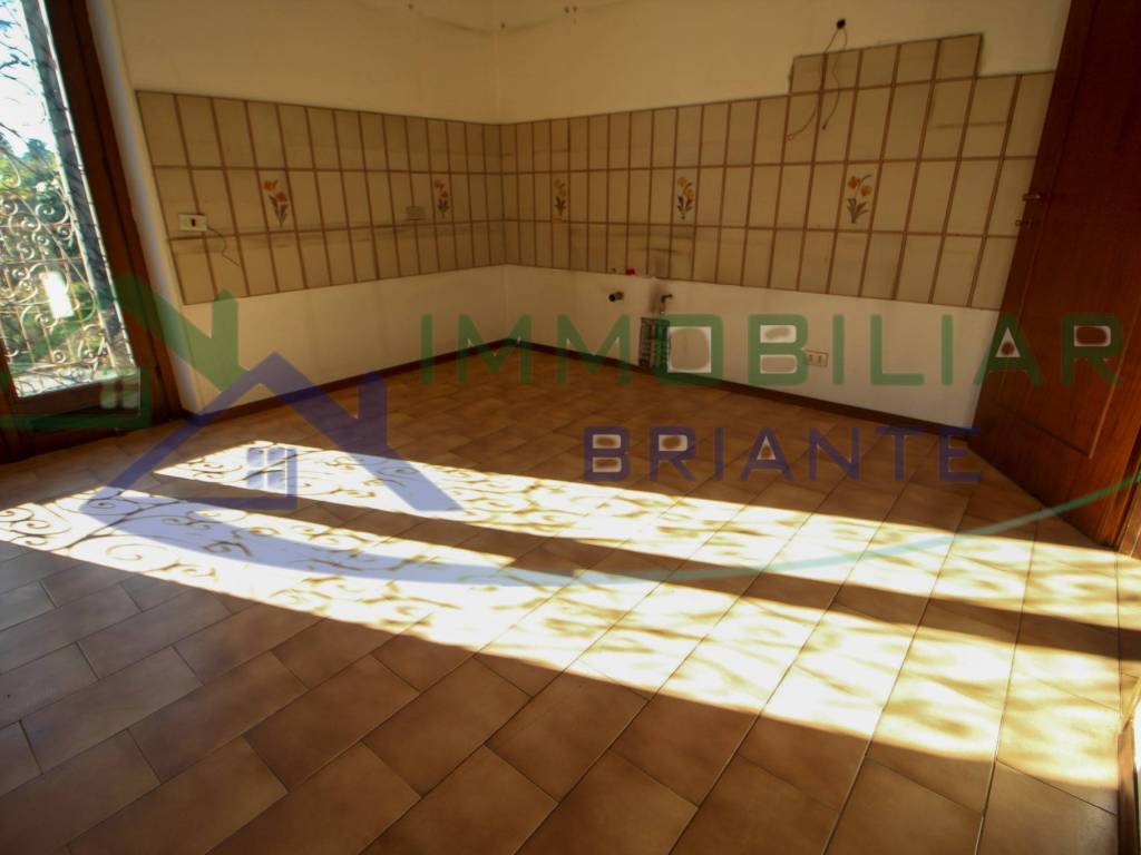 Villa a Casorate sempione in Via Adua - Foto 2