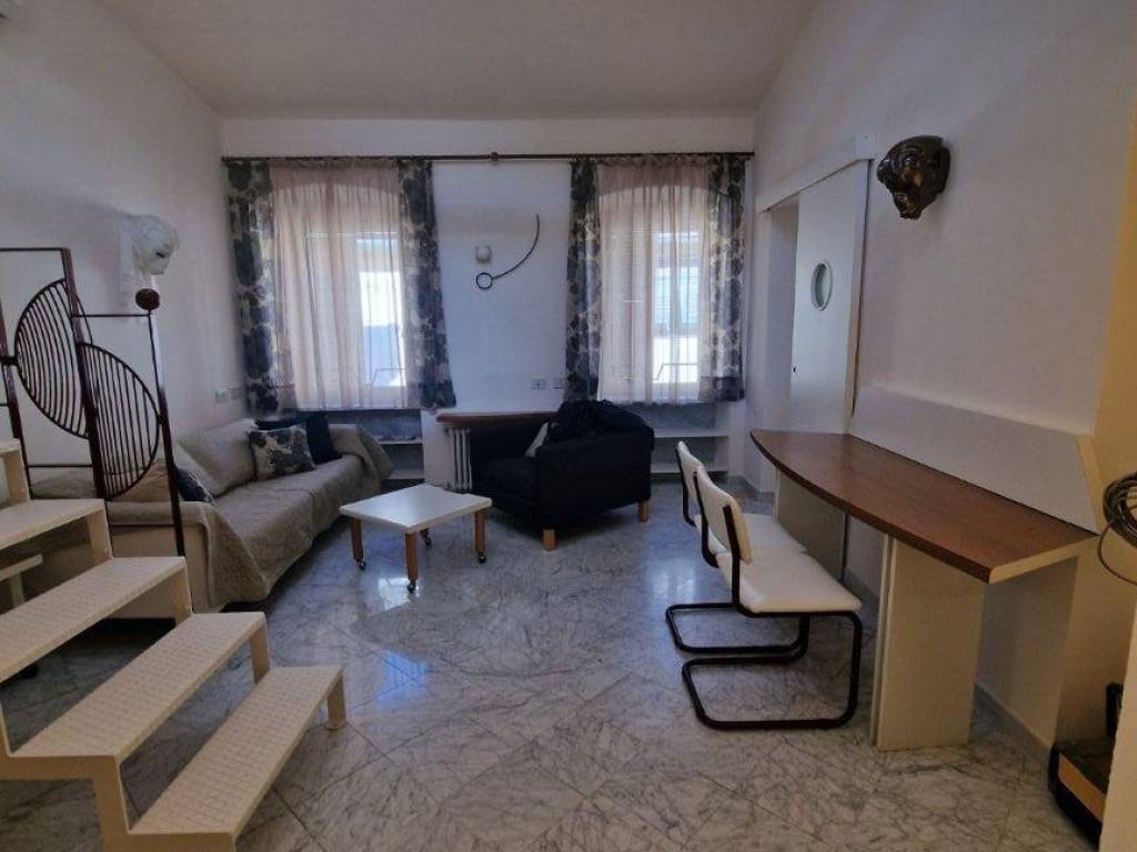Appartamento a Sarzana in Piazza Calandrini - Foto 4