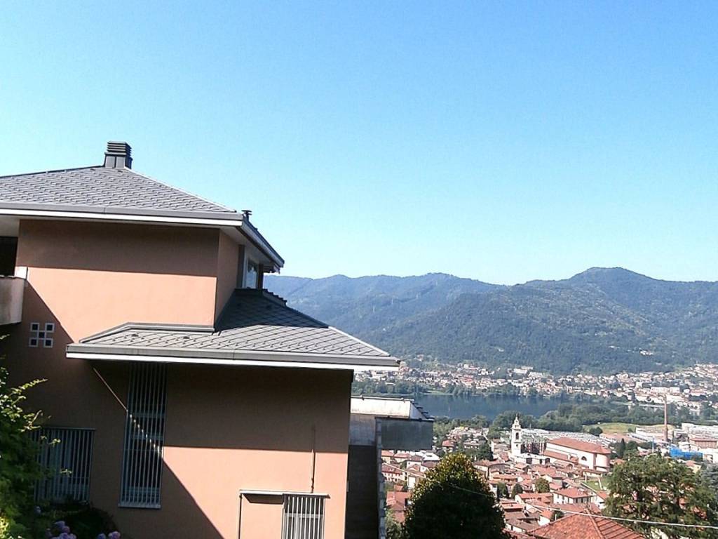 Villa a Calolziocorte in Via Don Giovanni Minzoni, 25 - Foto 3