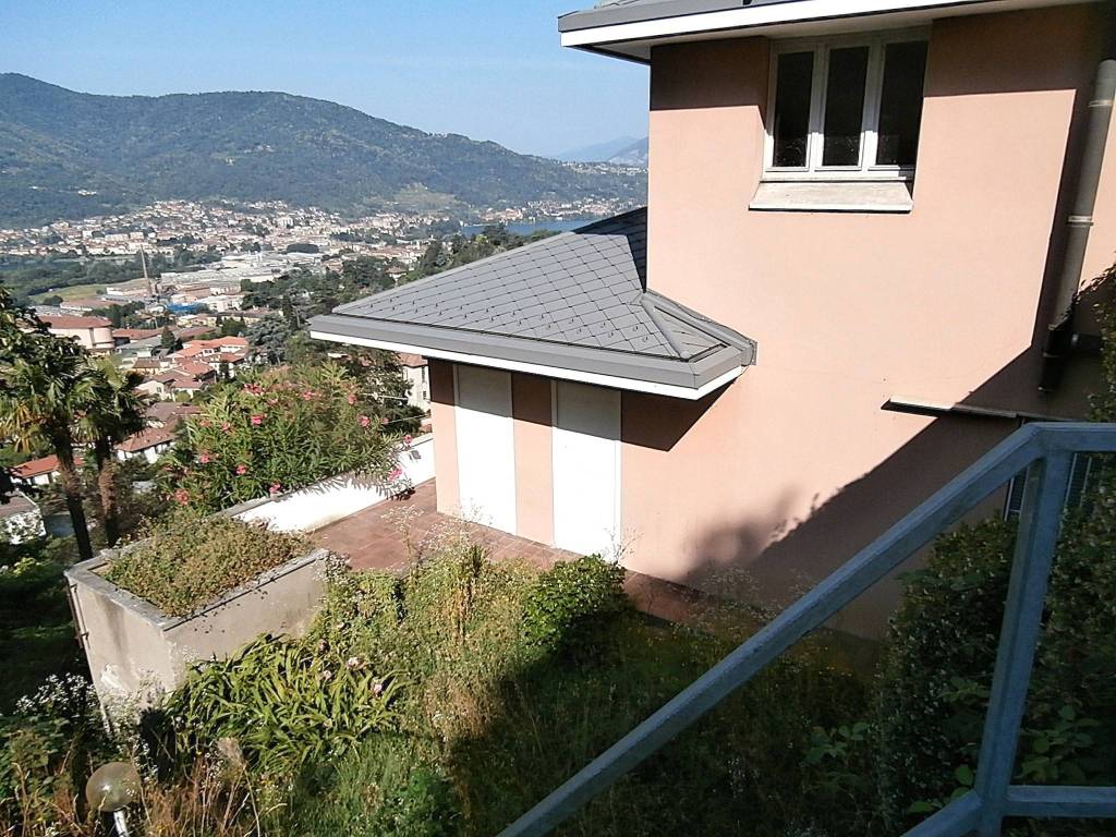Villa a Calolziocorte in Via Don Giovanni Minzoni, 25 - Foto 4