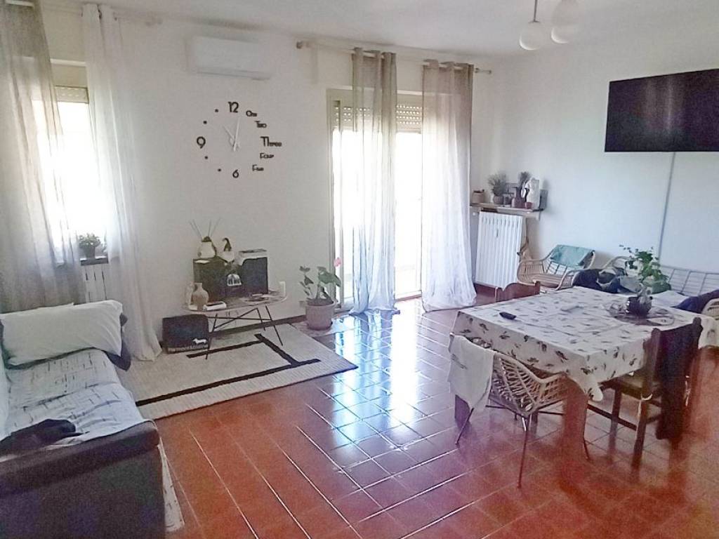 Appartamento a Taggia in Via Privata Naselli Feo - Foto 2